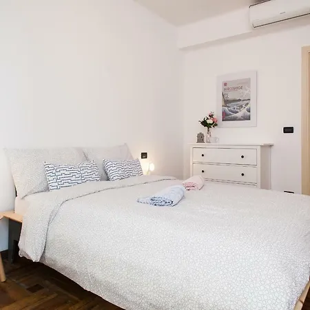 アパート Casa Liberta - Downtown Modern With Airconditioning *