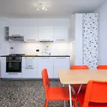 Casa Liberta - Downtown Modern With Airconditioning