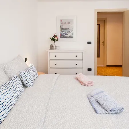 Casa Liberta - Downtown Modern With Airconditioning *