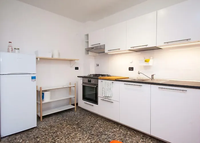 Casa Liberta - Downtown Modern With Airconditioning Apartment