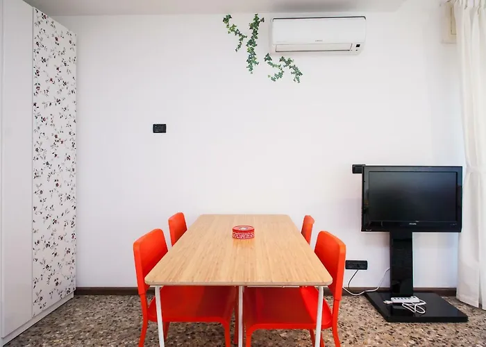 Casa Liberta - Downtown Modern With Airconditioning *