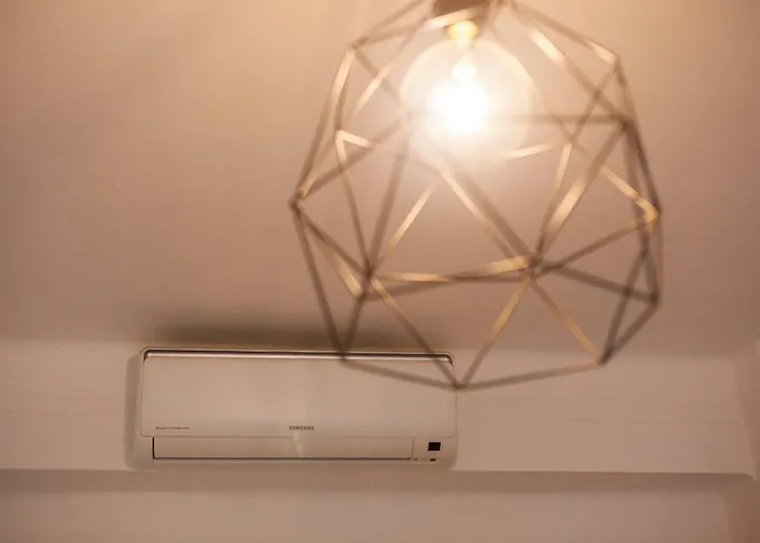 Casa Liberta - Downtown Modern With Airconditioning Apartment Sanremo